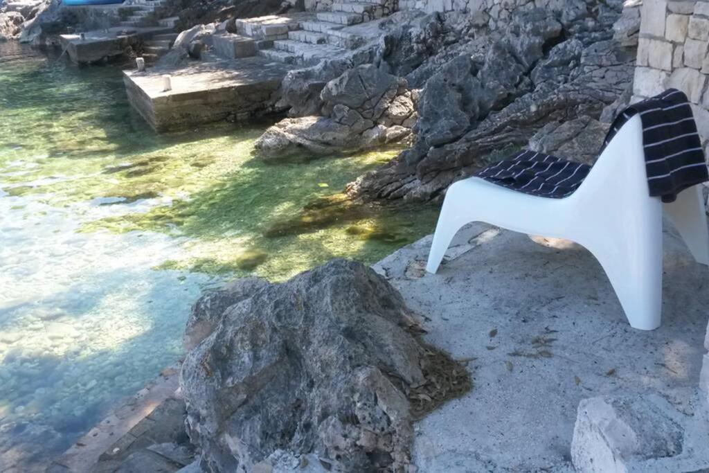 Mljet 2 You - Seafront Apartment 2+2 Sobra Dış mekan fotoğraf